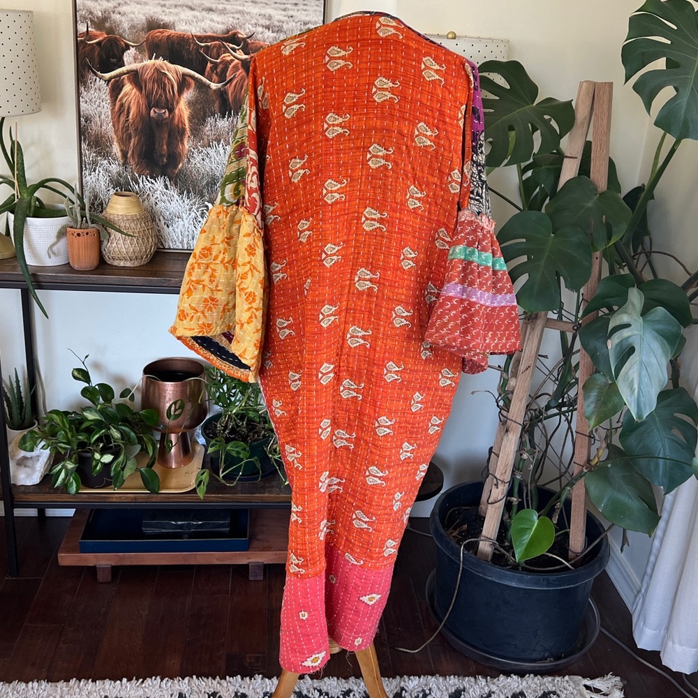 Kantha India Sari Colorful Bell Sleeve Kimono Robe OS NWOT - Picture 14 of 16